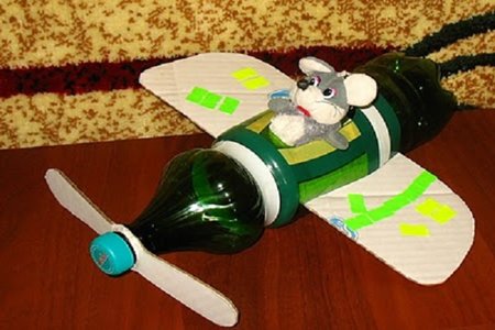 Самолет своими руками из пластиковых бутылок
