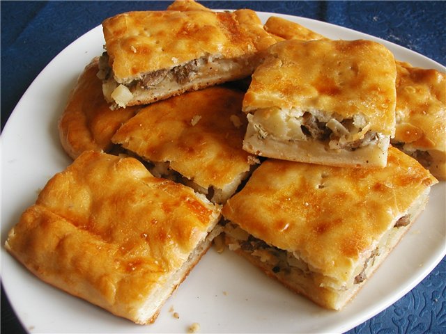 Пирог с рыбным фаршем и картофелем рецепт